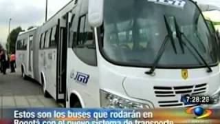 Nuevos buses en Bogotá [upl. by Isolt]